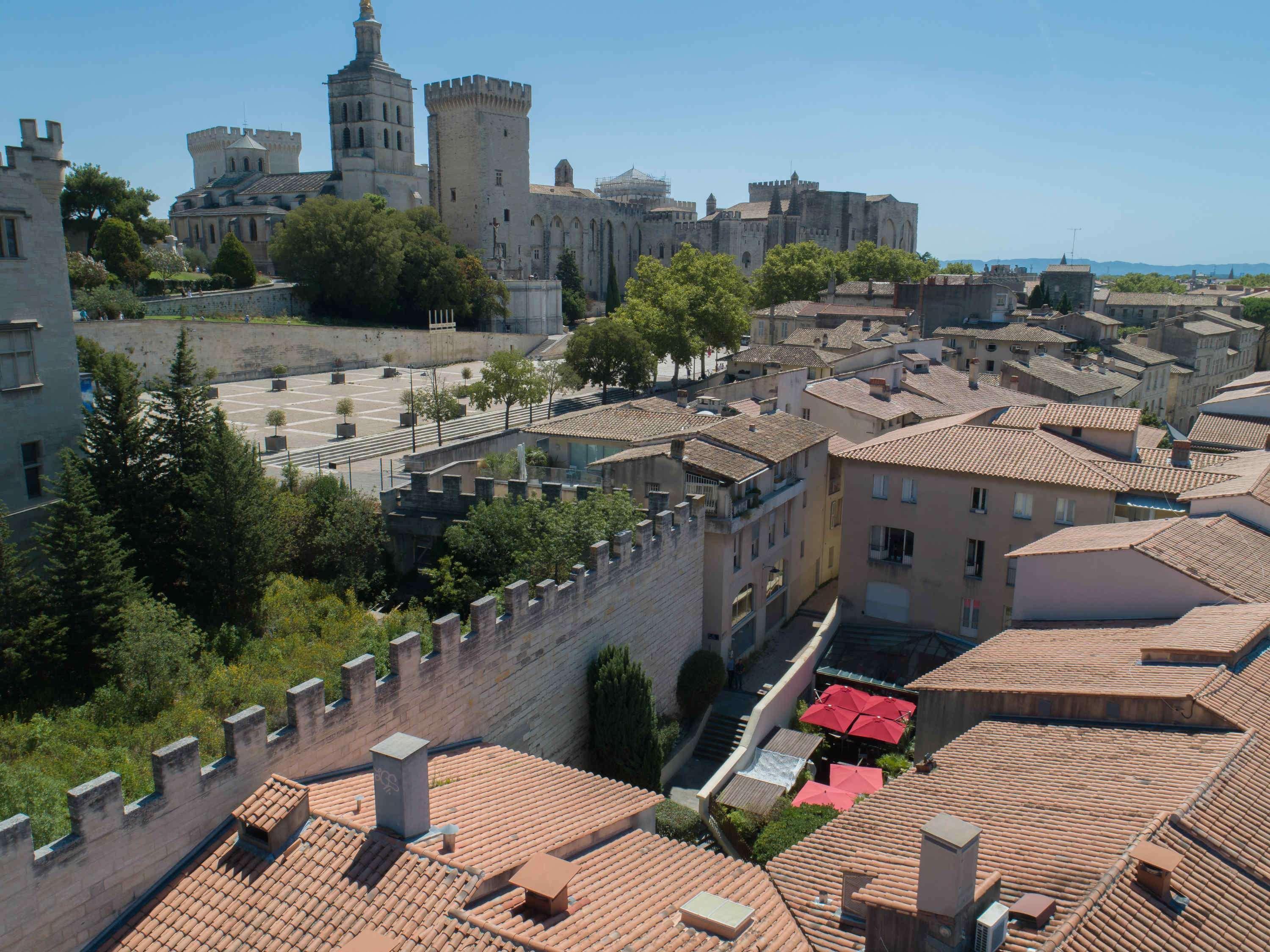 Mercure Pont D'Avignon Centre Екстериор снимка